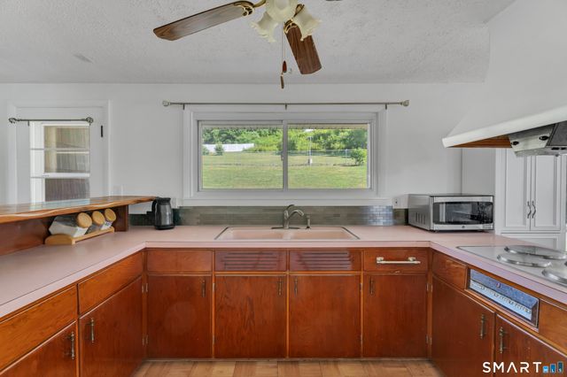 449 Brushy Plain Road, Branford, CT 06405