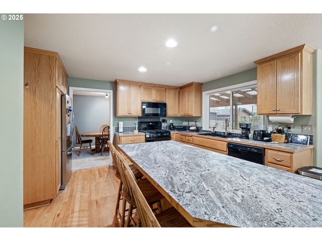 4278 TORRINGTON Ave, Eugene, OR 97404