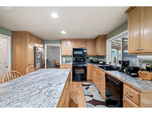 4278 TORRINGTON Ave, Eugene, OR 97404