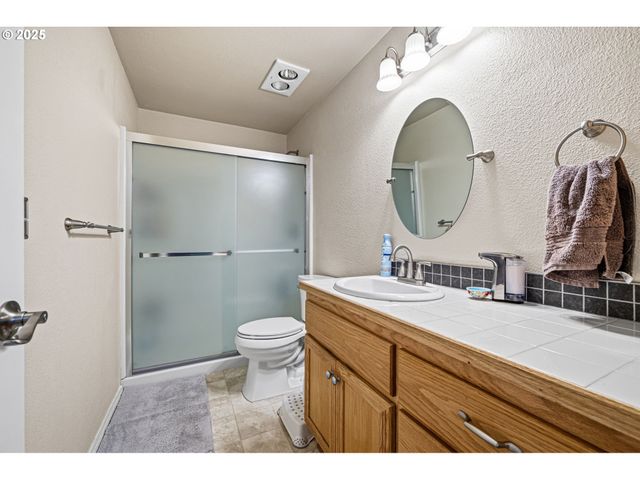 4278 TORRINGTON Ave, Eugene, OR 97404