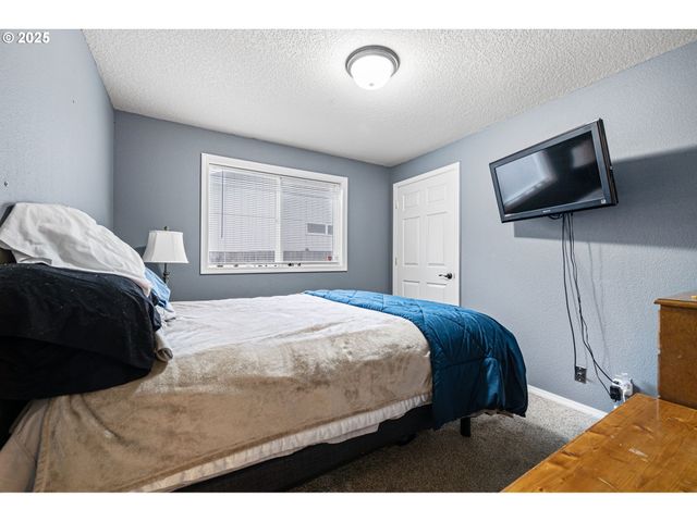 4278 TORRINGTON Ave, Eugene, OR 97404