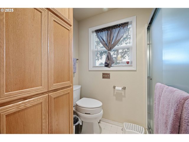 4278 TORRINGTON Ave, Eugene, OR 97404