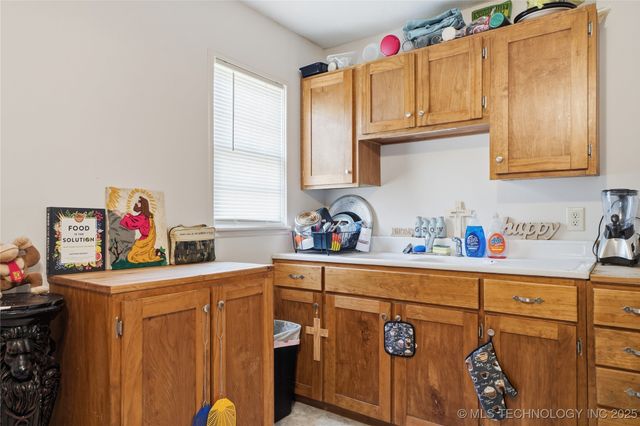 2513 N Norwood Place, Tulsa, OK 74104