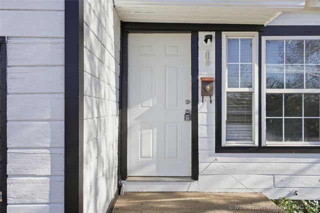 2513 N Norwood Place, Tulsa, OK 74104