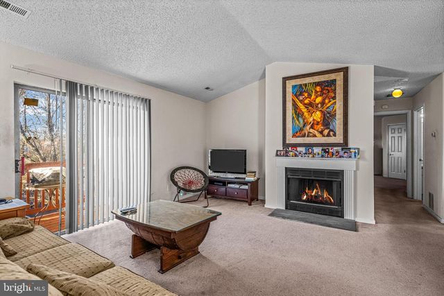 656 COVINGTON CT, Sewell, NJ 08080