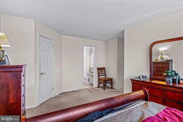 656 COVINGTON CT, Sewell, NJ 08080