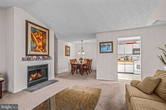 656 COVINGTON CT, Sewell, NJ 08080