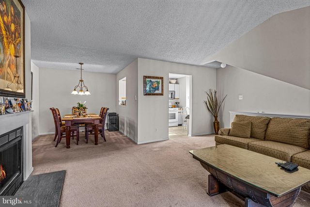 656 COVINGTON CT, Sewell, NJ 08080