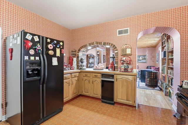 903 FULTON ST, Rapid City, SD 57701