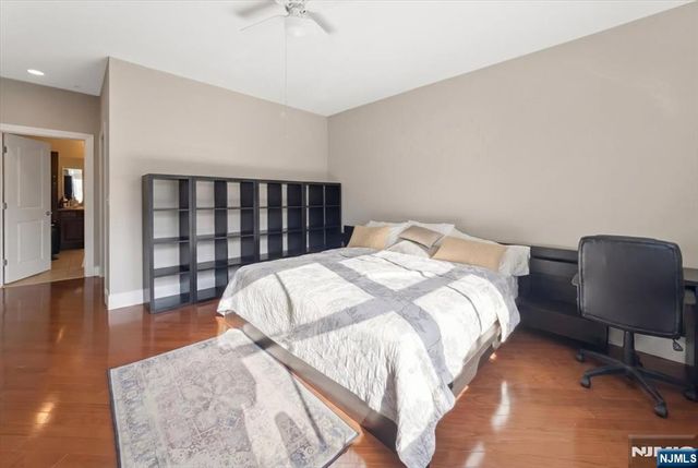 20 Ave At Port Imperial 429, West New York, NJ 07093