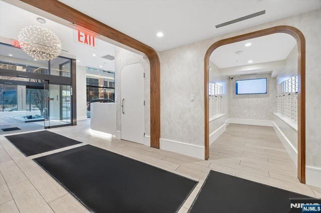 20 Ave At Port Imperial 429, West New York, NJ 07093