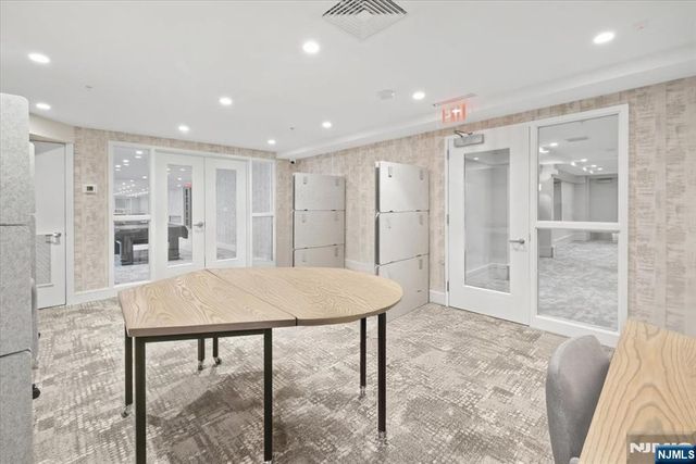 20 Ave At Port Imperial 429, West New York, NJ 07093