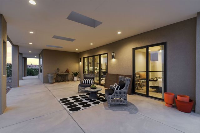 12C Camino Barranca C, Santa Fe, NM 87507