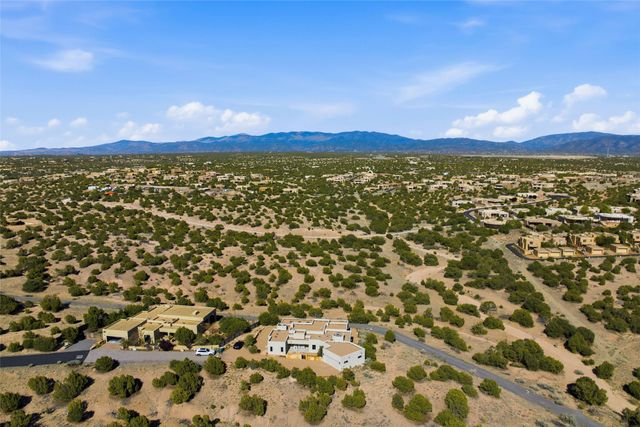 12C Camino Barranca C, Santa Fe, NM 87507