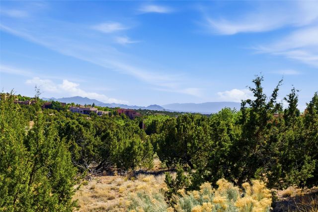 12C Camino Barranca C, Santa Fe, NM 87507