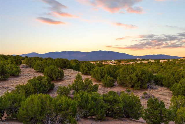 12C Camino Barranca C, Santa Fe, NM 87507