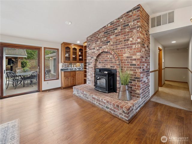 28118 163rd Street E, Wilkeson, WA 98396