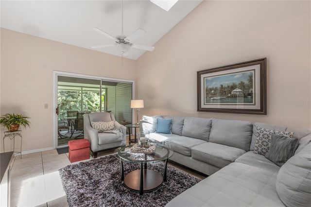 937 MEADOW VIEW DRIVE B, Port Orange, FL 32127