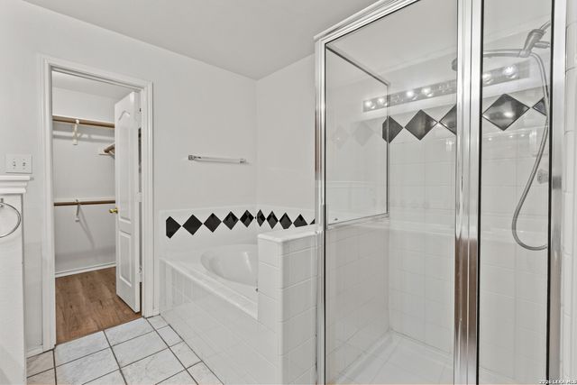 6019 Wexford Pl, San Antonio, TX 78240