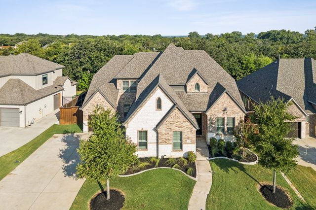 204 Chisholm Trail, Highland Village, TX 75077