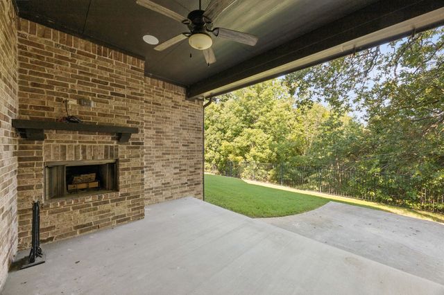 204 Chisholm Trail, Highland Village, TX 75077