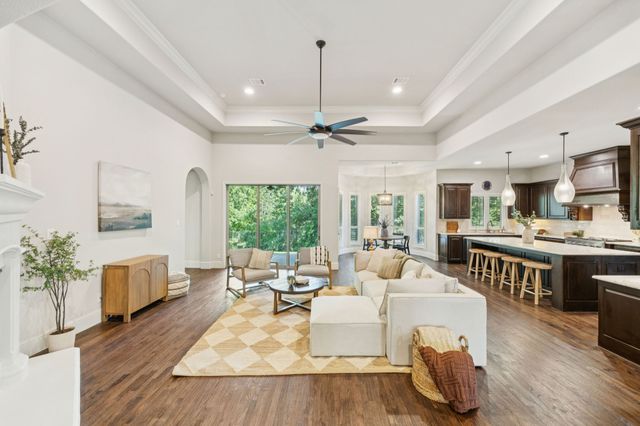 204 Chisholm Trail, Highland Village, TX 75077