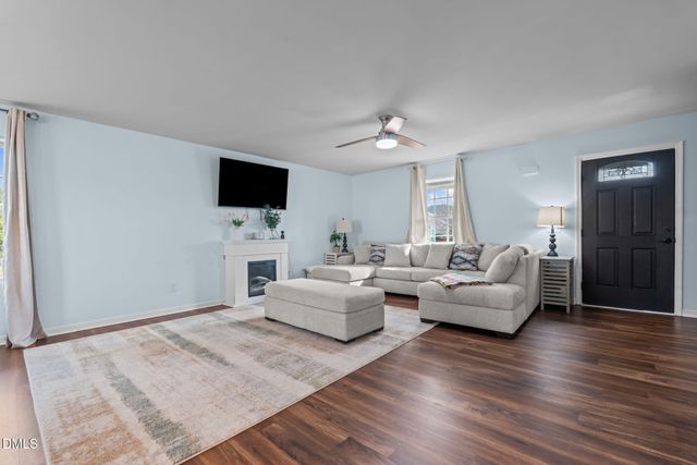 759 Dayflower Court, Vass, NC 28394