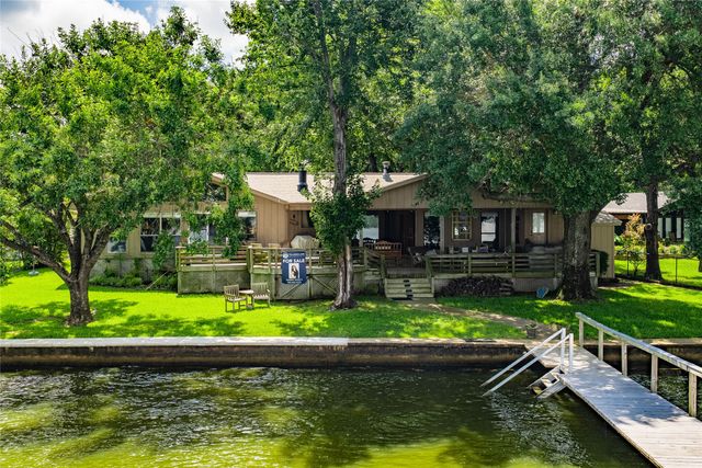 10136 Cherokee Lane, Payne Springs, TX 75156