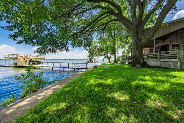 10136 Cherokee Lane, Payne Springs, TX 75156