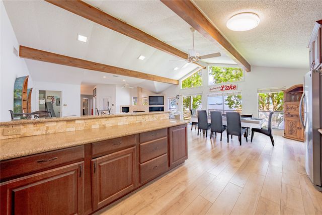 10136 Cherokee Lane, Payne Springs, TX 75156