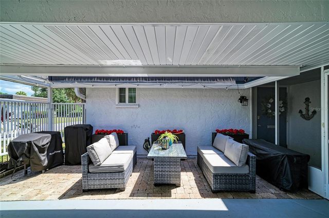 1520 LAKESIDE WAY 147, Sarasota, FL 34232