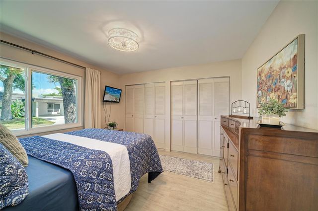 1520 LAKESIDE WAY 147, Sarasota, FL 34232