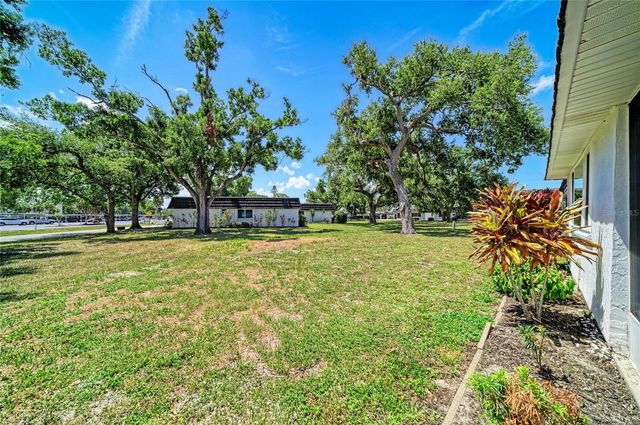 1520 LAKESIDE WAY 147, Sarasota, FL 34232