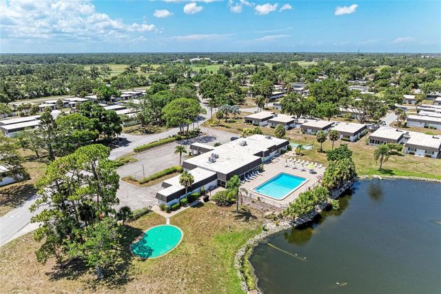 1520 LAKESIDE WAY 147, Sarasota, FL 34232