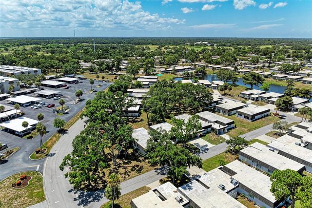1520 LAKESIDE WAY 147, Sarasota, FL 34232