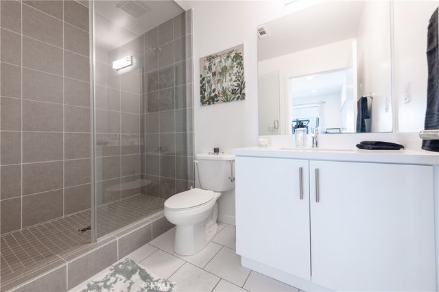 2926 Rowena Avenue 4, Los Angeles, CA 90039