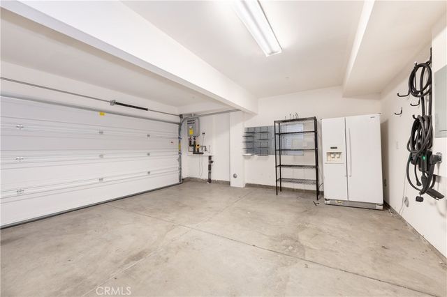 2926 Rowena Avenue 4, Los Angeles, CA 90039