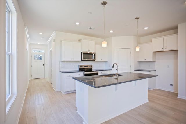 8076 Smooth Whiskey Circle, New Ellenton, SC 29809
