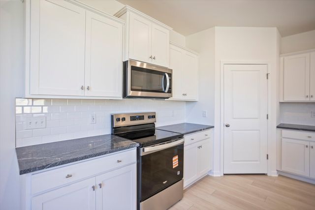 8076 Smooth Whiskey Circle, New Ellenton, SC 29809