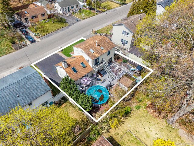 97 N Clinton Avenue, Patchogue, NY 11772