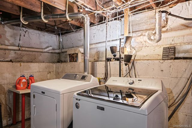 97 N Clinton Avenue, Patchogue, NY 11772