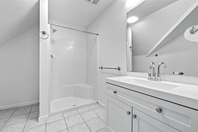 19 Russell Pl 19, Arlington, MA 02474