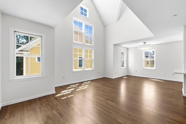 19 Russell Pl 19, Arlington, MA 02474