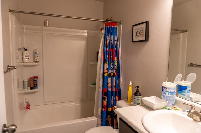 935 W LOTUS BROOK DR, South Salt Lake, UT 84119