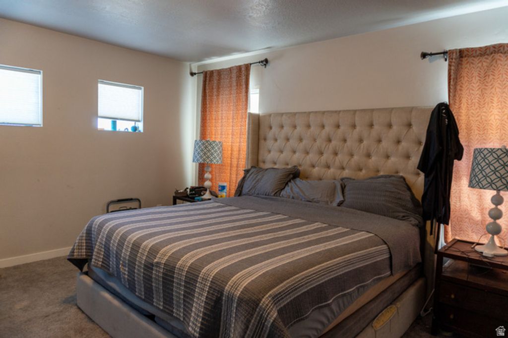 Image 15 of property listing at 935 W LOTUS BROOK DR, South Salt Lake, UT 84119