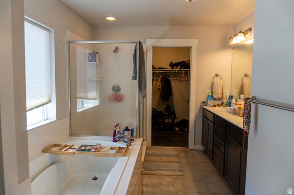 Image 18 of property listing at 935 W LOTUS BROOK DR, South Salt Lake, UT 84119