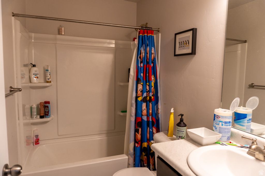 Image 22 of property listing at 935 W LOTUS BROOK DR, South Salt Lake, UT 84119