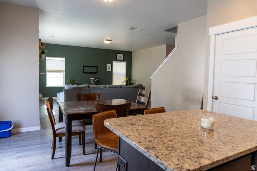 Image 8 of property listing at 935 W LOTUS BROOK DR, South Salt Lake, UT 84119