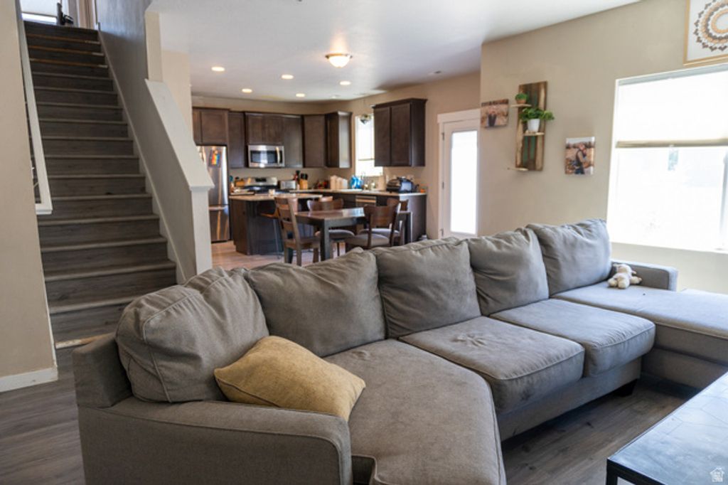 Image 9 of property listing at 935 W LOTUS BROOK DR, South Salt Lake, UT 84119