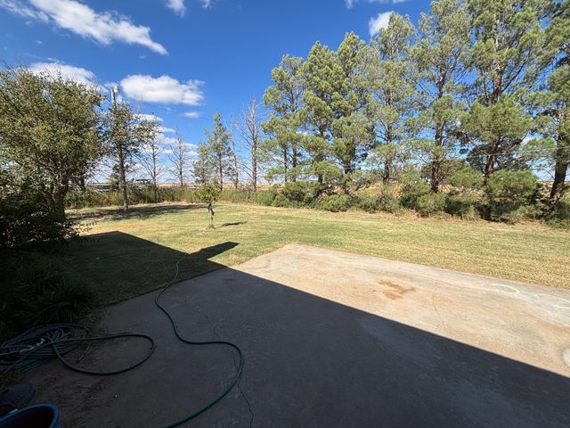 1502 Culpepper Avenue, Wilson, TX 79381